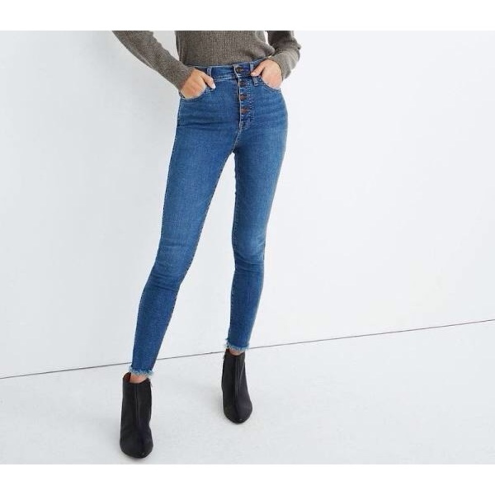 Madewell 10 inch high rise button front skinny jeans, Size 28, frayed hem